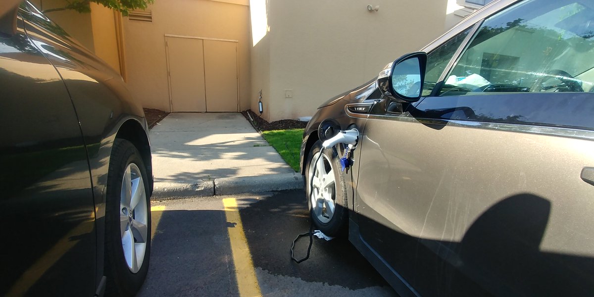 AmazingChevVolt's tweet photo. @SRGELECTRICAL @RolecEV @OLEVgovuk @driveEV @OfficialNAPIT @bmm_energy +100
#WorkplaceChargingChallenge #EVFillingStation Replace Carpool Programs= #FringeBenefit
#LEED
@ENERGY
https://t.co/SGwYS8bgRl
120V AC OK https://t.co/KN9h2AsRCN