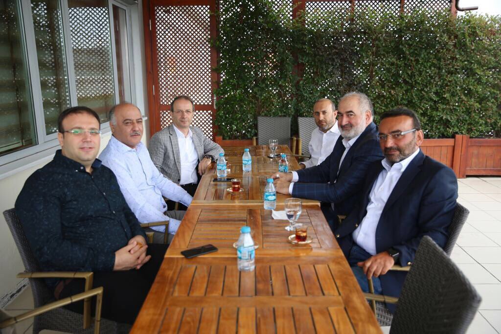 İbb Meclis üyelerimiz ile istişare toplantısında bir araya geldik.