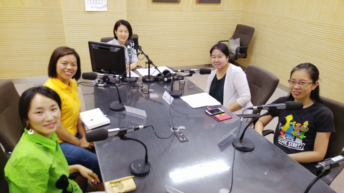 kjpbc's tweet image. 다시듣기==&amp;gt;goo.gl/B2ACAE현재 대한민국 청년 실업률은 10.5%입니다. 열명 중 한명의 청년이 쉬거나, 구직중인 상태라고 하는데요. 이런 취업난 가운데 다문화엄마들도 멋지게 취업에 성공해 본인의 직업을 가지고 있습니다.