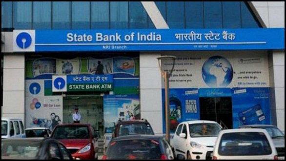 ksweekly's tweet photo. #SBI Reduces Minimum #Balance To Rs 3000 For #Savings #Account
https://t.co/iJSZhaaEkw https://t.co/o1PiQivquV
