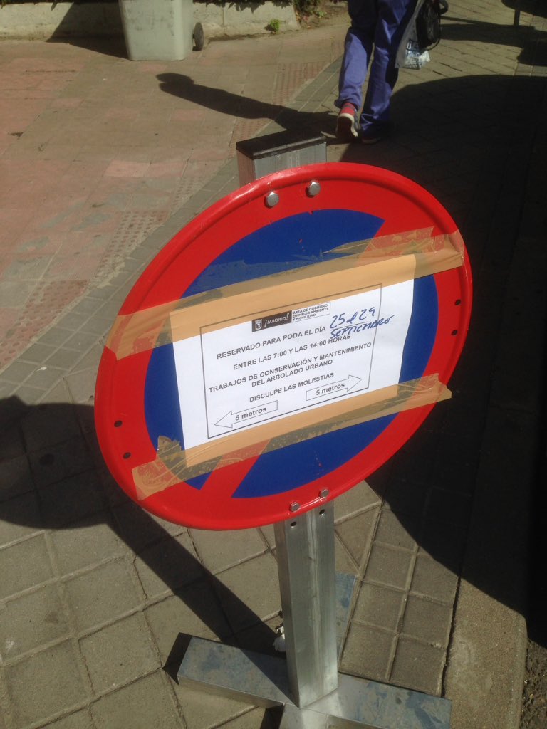 <a href="/hojarascasin/">Unamigoincondicional</a> <a href="/MADRID/">Ayuntamiento Madrid</a> <a href="/Lineamadrid/">Línea Madrid</a> <a href="/isabanes/">Inés Sabanés</a> <a href="/equomadrid/">Partido Verde Madrid</a> <a href="/AhoraMadrid/">Ahora Madrid</a> <a href="/PSOEMadridAyto/">PSOE en Ayto Madrid</a> Por qué lo llaman poda cuando quieren decir tala . Qué pena. Nos dejan la calle sin sombra, sin oxígeno. Madrid como isla de calor #planA