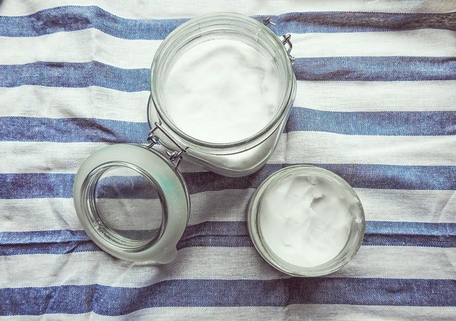 TheGlobalLove's tweet photo. The Many Amazing Health Benefits of Coconut Oil! >> https://t.co/iIKJhthcYG #wellness #coconutoil #vegan #natural #globallovefood #superfood https://t.co/Or2JkQkf1a