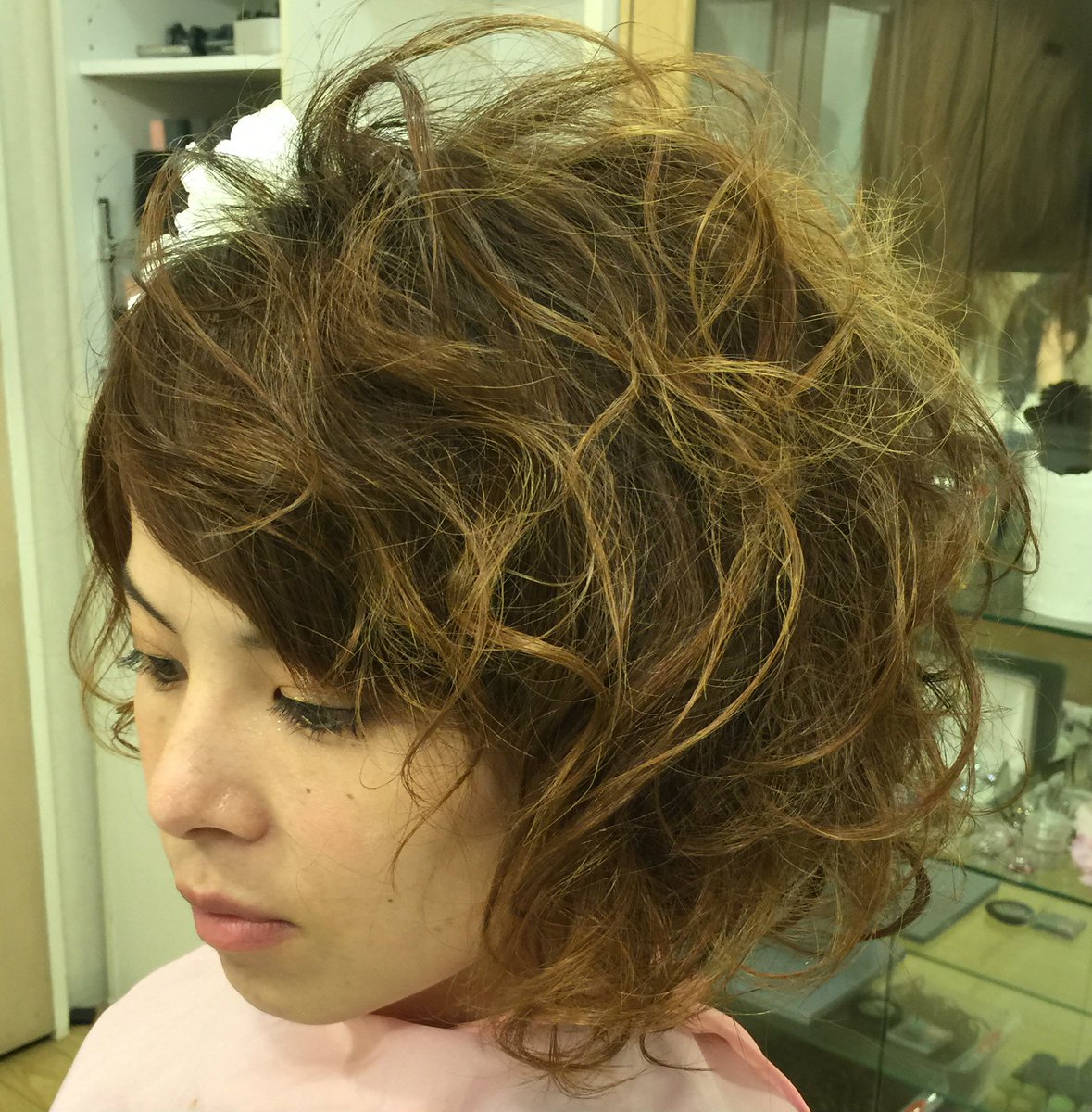 HairmakeupCROIX's tweet photo. #生徒作品 #ショートアップ #サイドカール #成人式ヘア #卒業式ヘア #パーティー #大阪 #心斎橋 #ヘアメイクスクール ＃ヘア #shorthair #sidecurl #graduationhair #partyhair #agecoming https://t.co/1j12hRwOVs