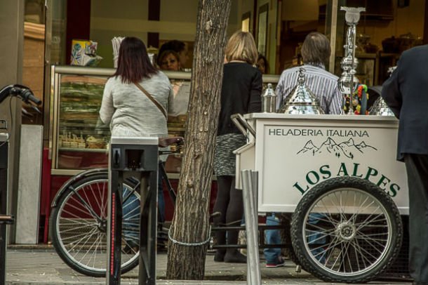 Conoce los mejores lugares en #Madrid donde puedes disfrutar de un rico helado prnoticias.com/podcast/ondamu…