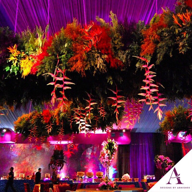 Dba_worldwide's tweet photo. The movie Avatar by James Cameroon inspired us to touch the heights of majesty with these opulently charming sky gardens! https://t.co/MfzhjQ7CLR