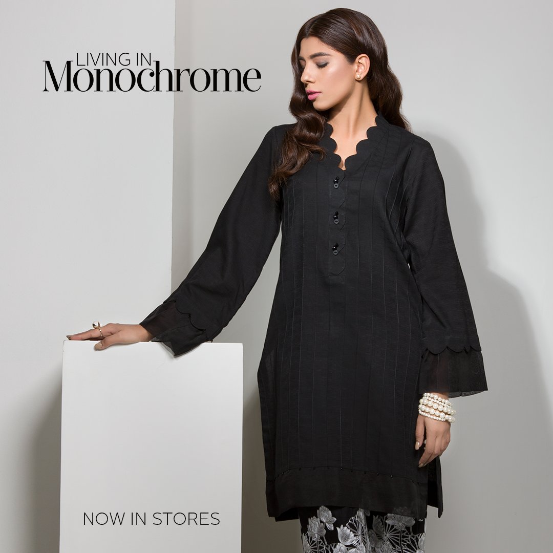 Shop for our brand new monochrome collection from your nearest Sapphire outlet or visit our website.bit.ly/2y4RYiX
Price: Rs. 2,790