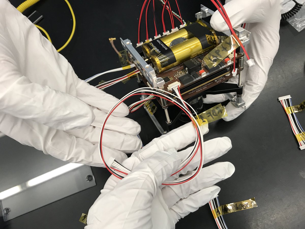 Delphini_1's tweet photo. The structure is assembled, now we’re playing around with wires 🌀 #Delphini1 #cubesat #au https://t.co/aCSczRrOLs