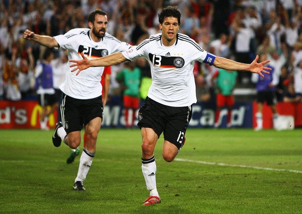 98 caps, 45 goals, 1999-2010. Happy birthday, Michael Ballack!      