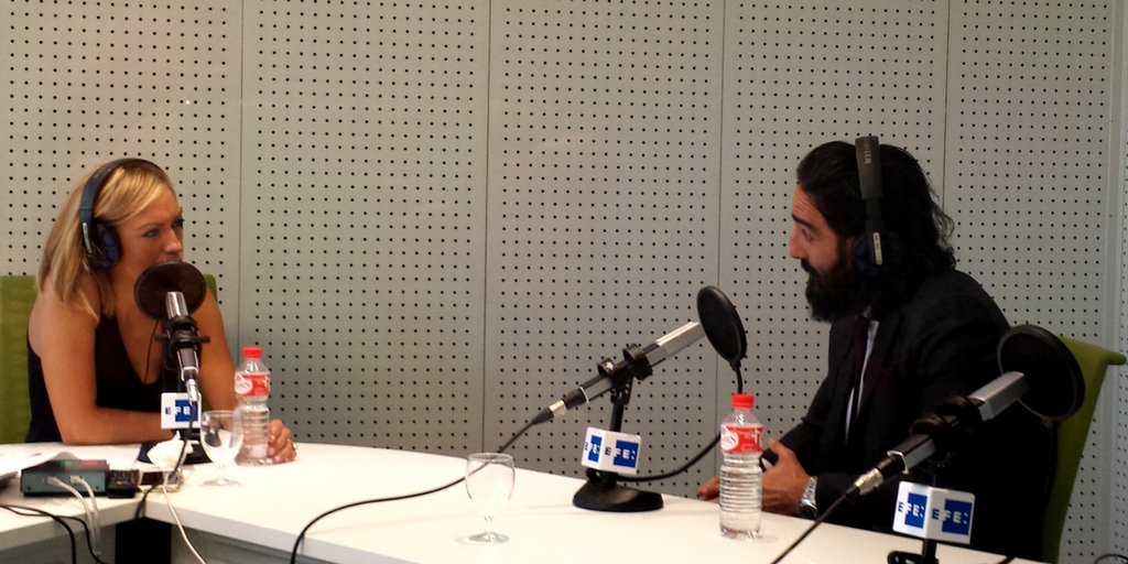 Ya podéis escuchar 📻 la entrevista que le hizo <a href="/LUJAN_AR/">Luján Argüelles</a> 🎙 a nuestro presidente, Alejandro 👔, en @EFERadio 😉➡️ tiny.cc/entrevista_luj…
