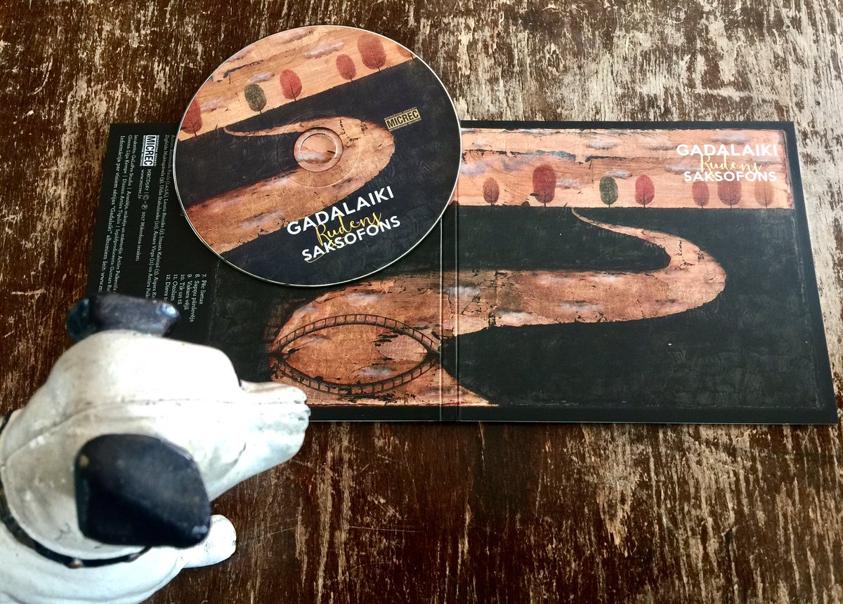 Beidzot kvadrāts ir noslēdzies! Šodien dienasgaismu ieraudzījis ceturtais no 4 Gadalaiku CD sērijas albumiem! #Gadalaiki #Rudens #Saksofons