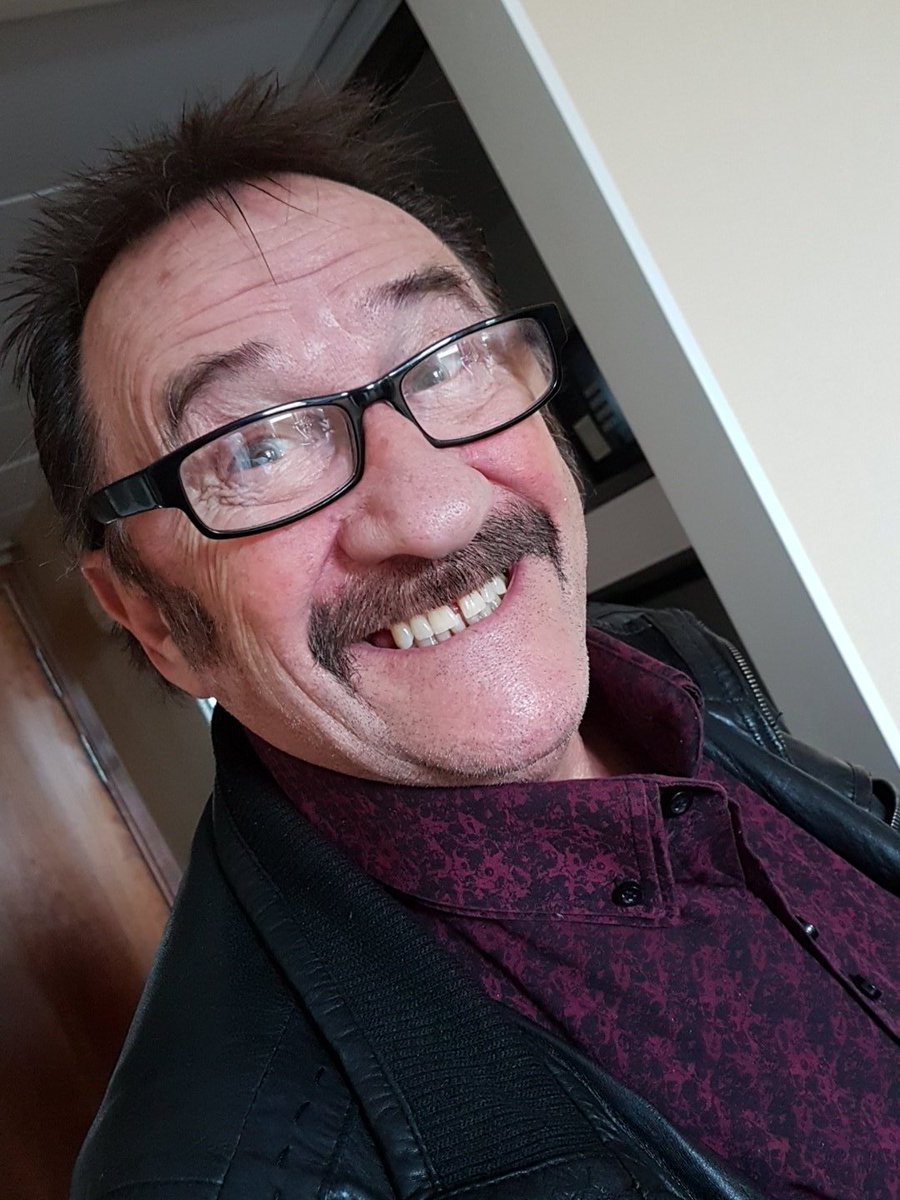 PaulChuckle2's tweet image. @plugsheffield here we come , see you later 😎