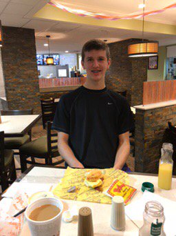 mthor72's tweet photo. @Bojangles1977 for a 16th birthday breakfast. https://t.co/Bq0hbgh4Z1