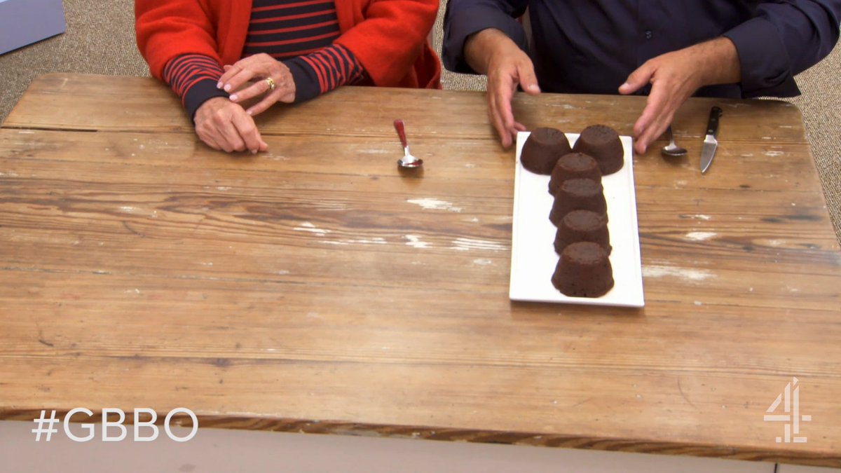 Channel4's tweet image. Remember, if all goes well, the filling should ooze out. #GBBO #PuddingWeek