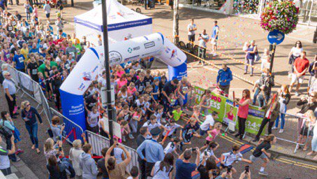 townrunaround's tweet photo. Taking over TOWN #EN11 #TownRun #TownEnergy #GBHighSt https://t.co/JwwEOy4AzT