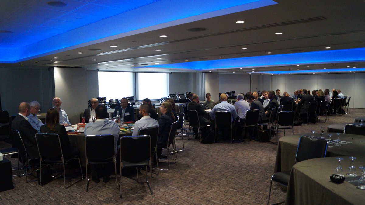 TEISS's tweet photo. Our roundtable sessions are underway. Lots of fascinating topics by some great people! #R32017 https://t.co/ssGLxqRGNq