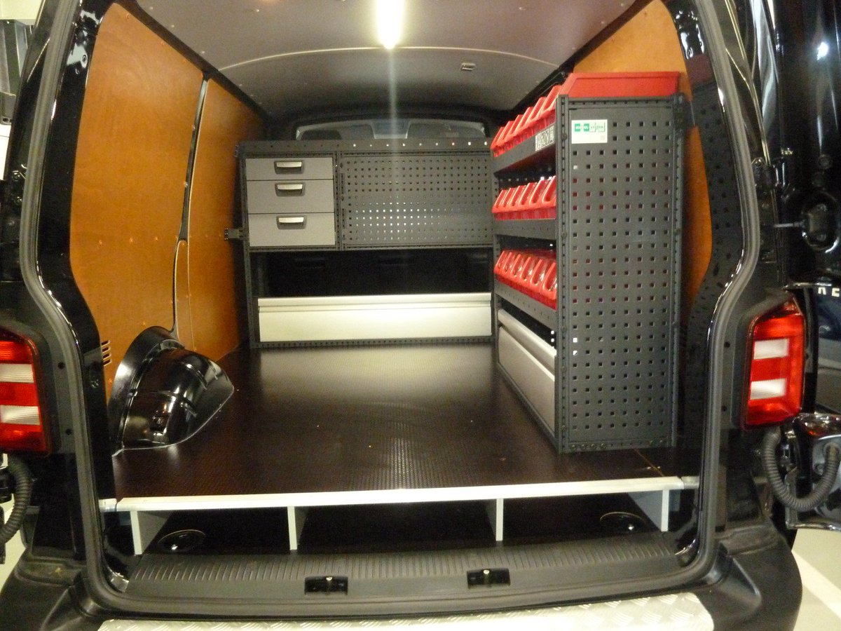 modulsystem's tweet image. Afgelopen week weer een mooie inrichting i.c.m. een verhoogde vloer mogen plaatsen voor 1 van onze klanten! Looking good!! #ModulSystem