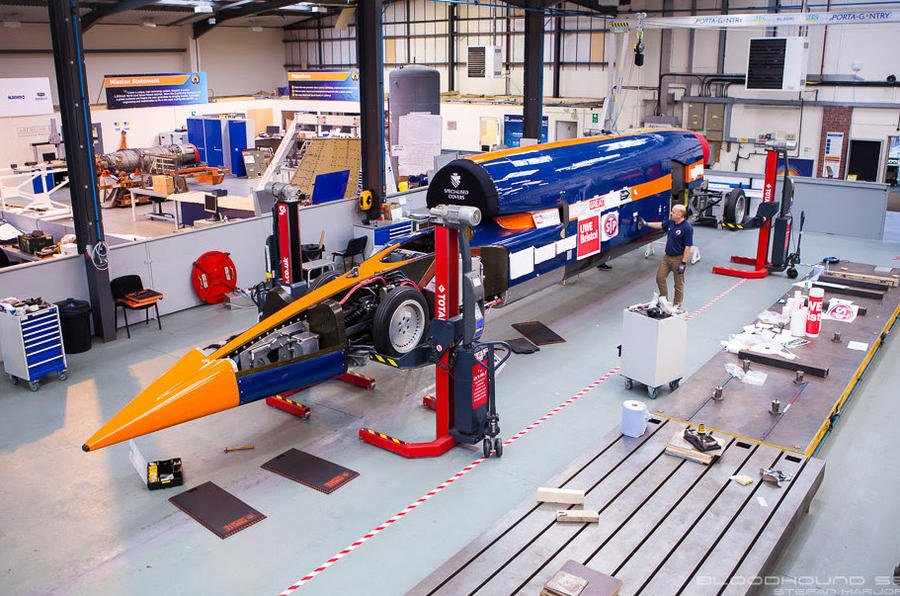 FreeformTech's tweet image. @BLOODHOUND_SSC to begin first high speed test on 26th October #ReallyFast #ReallyReallyFast #Composites #Innovation
ow.ly/w73s30fr26n