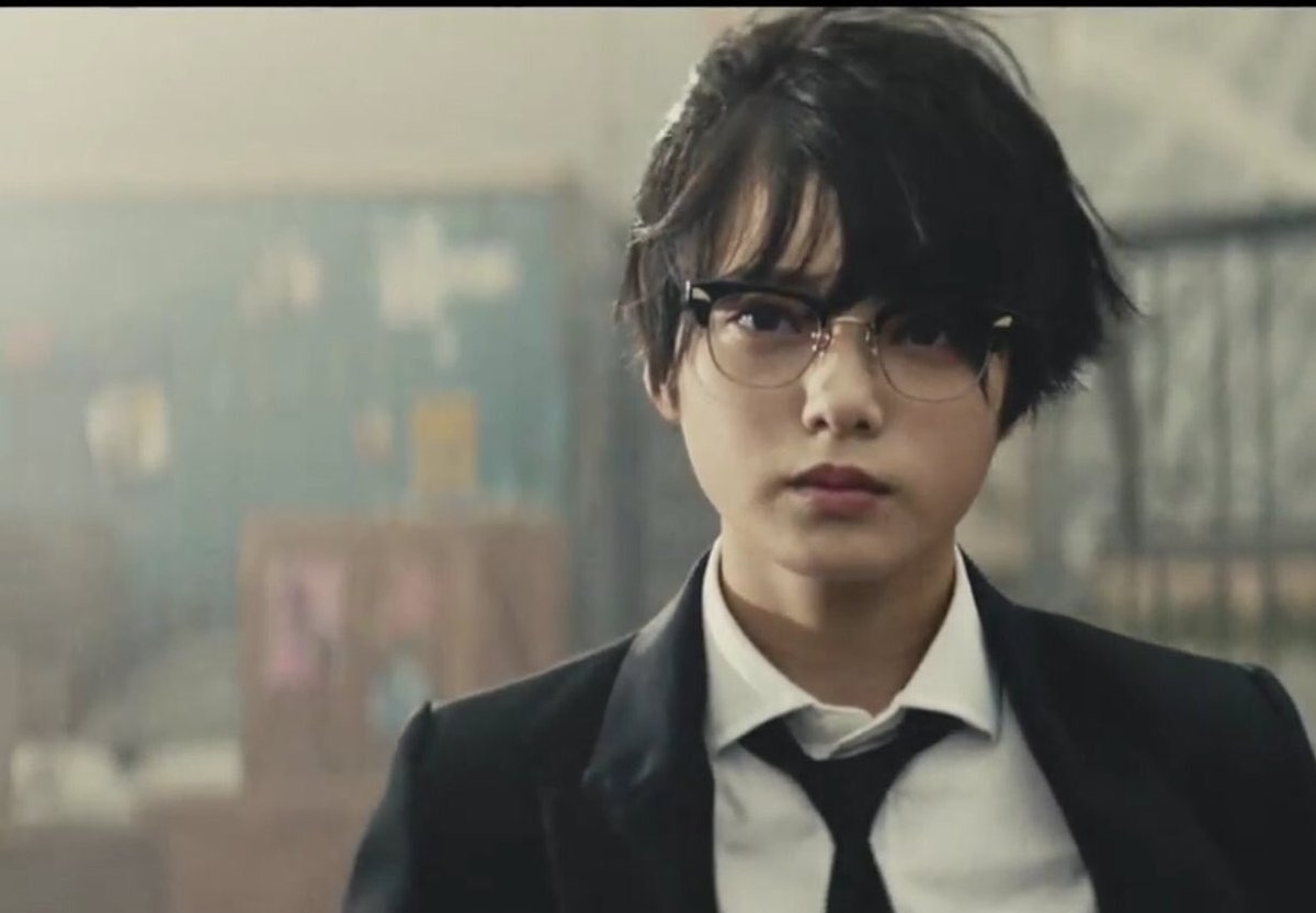 はるぴよ Na Twitterze 欅坂46の5thシングル楽しみです メンバー全員がスーツ姿でカッコイイです てちは普通にやばいです 欅坂46 欅坂465thシングル 平手友梨奈 風に吹かれても てちに惚れたらrt Keyakizaka46 Nogizaka46 T Co