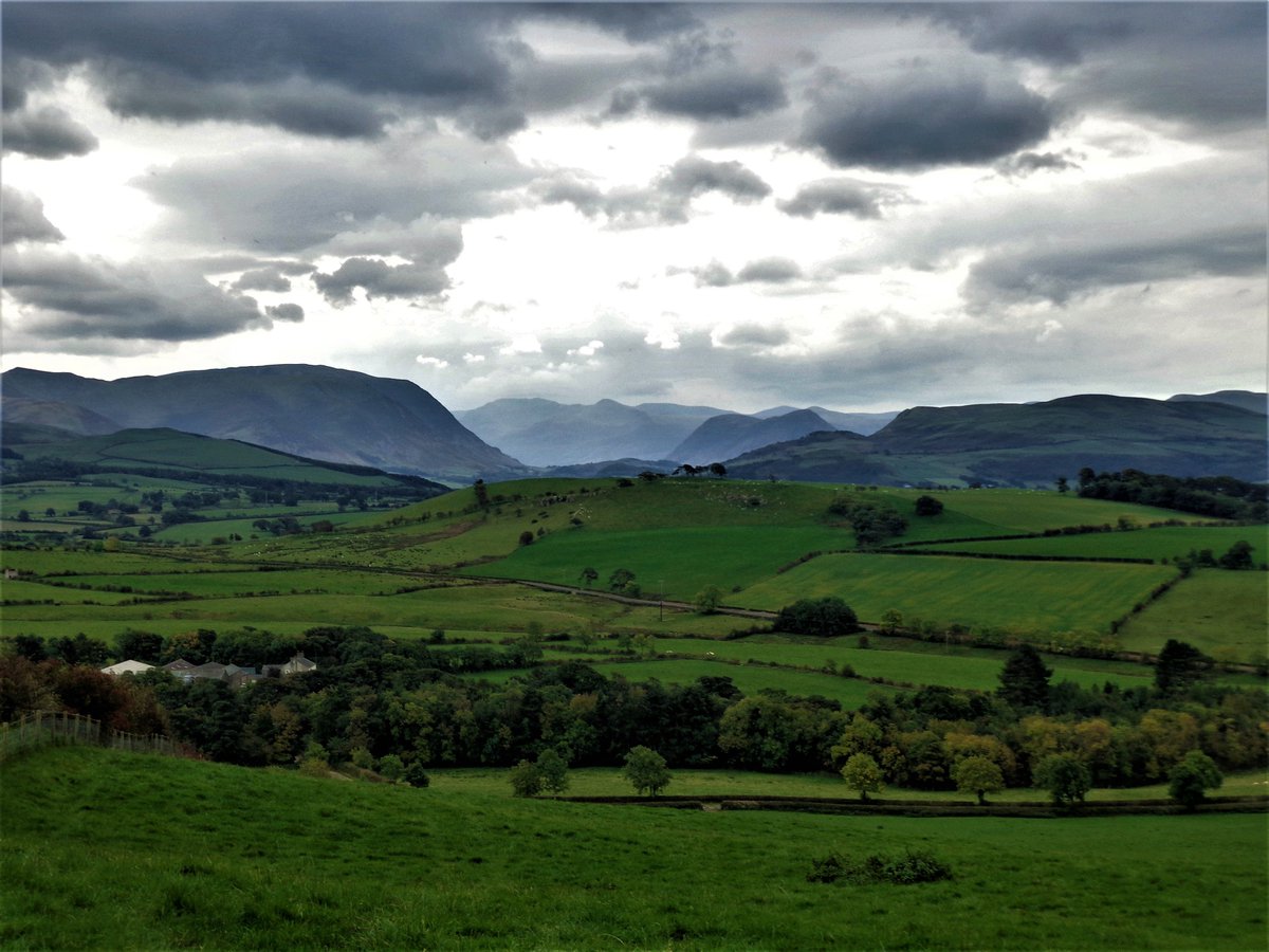 StanLeigh18's tweet photo. @CumbriaWeather @CumbriaCrack @Cumbria_Lakes @PictureCumbria #Papcastle #Redmain #Isel #WatchHill - a #Derwent circuit with lots to see https://t.co/QHpbSWSO9h