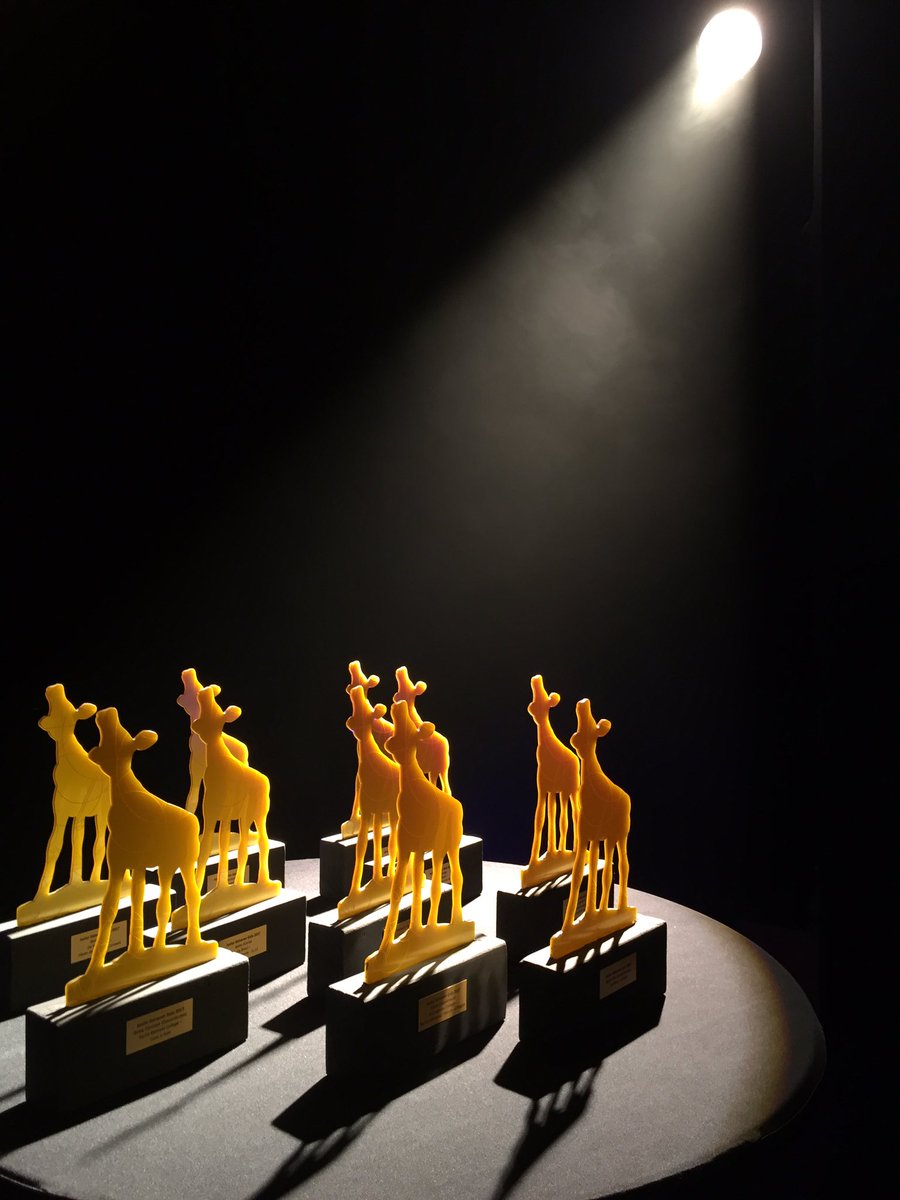 Wie nemen straks deze junior gouden kalfjes mee naar huis #Juniorkalverengala #spannend #nff #film #580scholieren <a href="/UCKonderwijs/">Cultuuronderwijs</a> <a href="/SSBUtrecht/">Stadsschouwburg Utrecht</a>