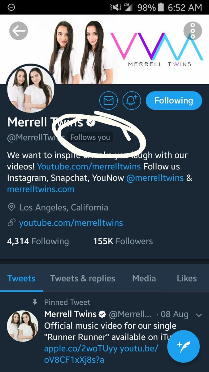 MerrellFandom's tweet image. I was getting on my bus and I saw this, and i almost SCREAMED. MY IDOLS FOLLOW ME. I'M ABOUT TO CRY😁💖