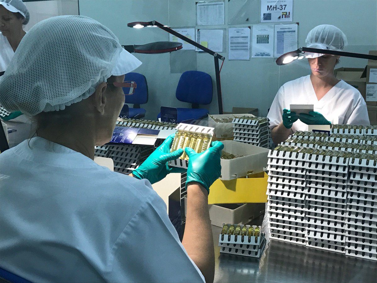 cnlifestyle_'s tweet image. Each and every individual ampoule is checked by hand to ensure safety and quality of all our Quinton products. #packagingprocess #alicante