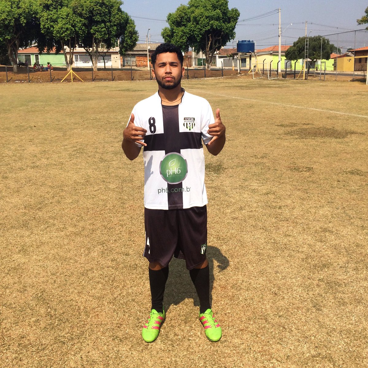 vittorgab's tweet photo. #ocamosa8quevcrespeita⚽️💥 https://t.co/0QFzzfDKZ4