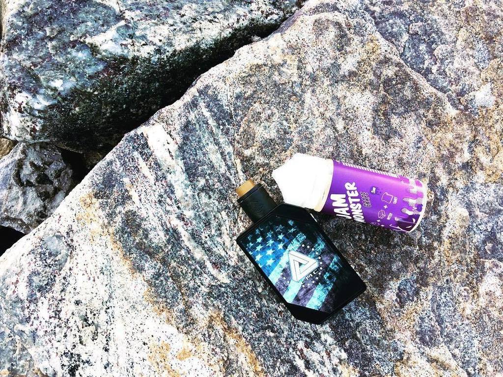brokeandbusypvg's tweet photo. #limitless200w #limitlessmodco #csmntrda #vape #vapelife #copmaldives https://t.co/qpANCKjXAC https://t.co/Okmuz0tpfI