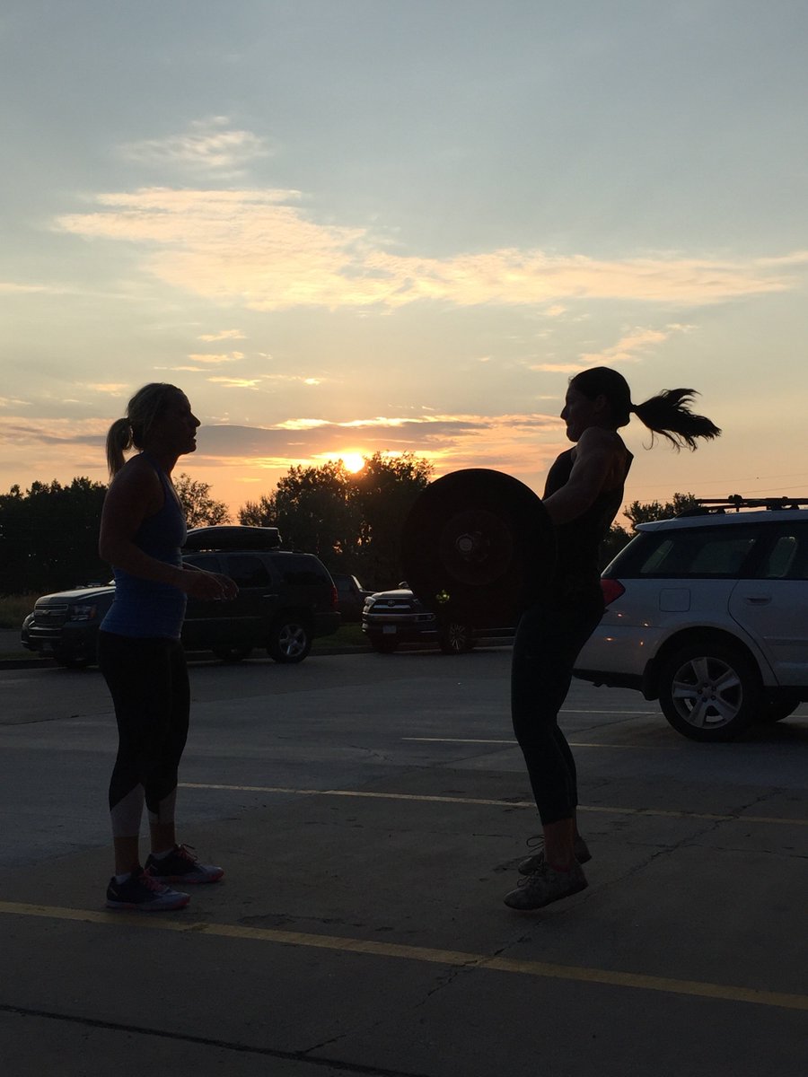 heathayoung's tweet photo. Early morning training sesh
#mbs2 #dmcc2017 https://t.co/hS09Aw0feE