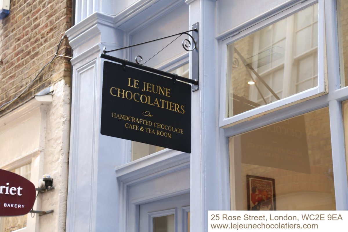 We can add a logo or personalised text either to the packaging or the chocolates themselves! wu.to/42vnke