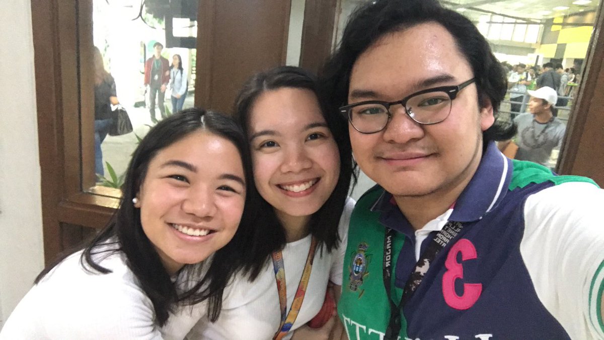 iggyyoung's tweet photo. I missed you so much βΉοΈ #SMS1617 #JOINSMS
@jsaculsan @syupeodeniseu @nicoleluces @hannahbanaana @nesreezy https://t.co/SLLdHjyRNs