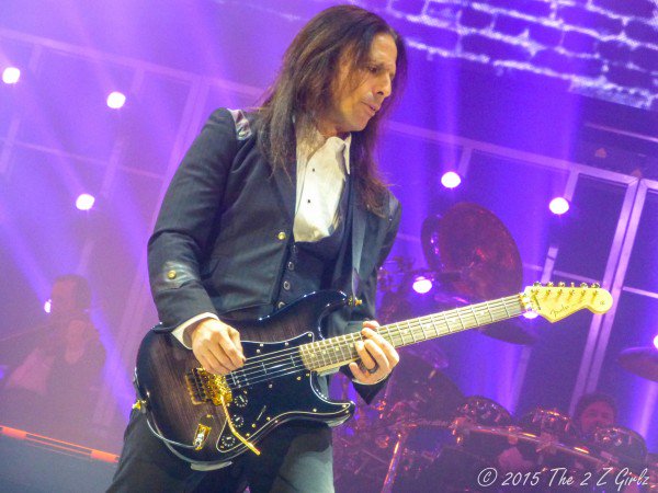 Happy birthday to guitar hero Al Pitrelli!!  