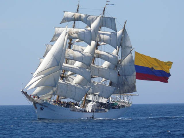 nauticalportal's tweet photo. #VelasLatinoamerica 2018
🇧🇷#BECisneBranco
🇪🇨#BAEGuayas
🇨🇴#ARCGloria
🇺🇾#BECapitanMiranda
#tallships
#nauticalportal
https://t.co/lzwTDpmL98 https://t.co/LQeSYYuOnq