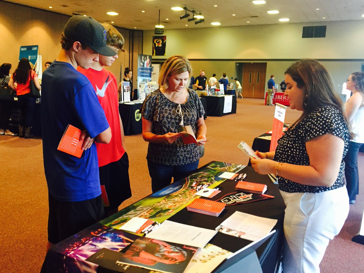 TFA_USGuidance's tweet photo. Couldn't have asked for a better night at the Christian College Fair. We're already looking forward to next year! https://t.co/wxHhW22b9l