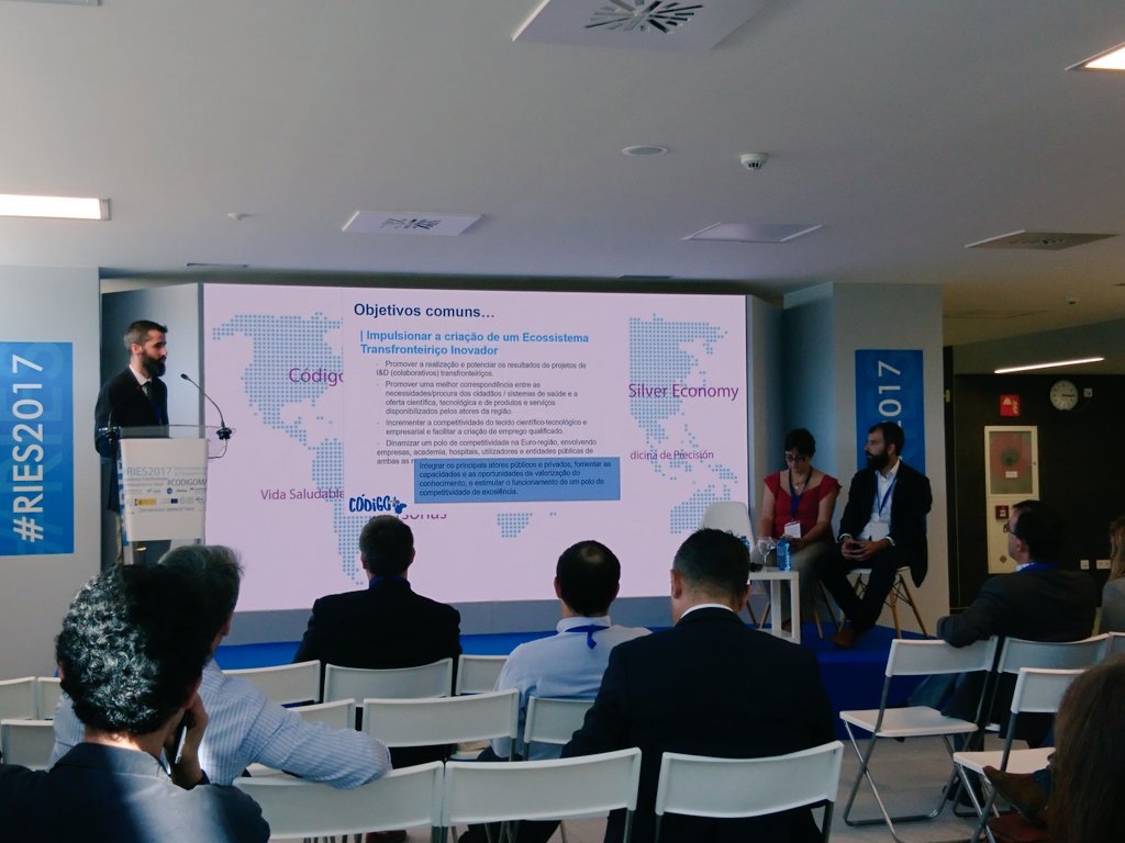 pablomosq's tweet photo. Cross-border #health #innovation ecosystem between Galicia and North of Portugal regions #ries2017 #codigomais https://t.co/Lh00vOp9rC