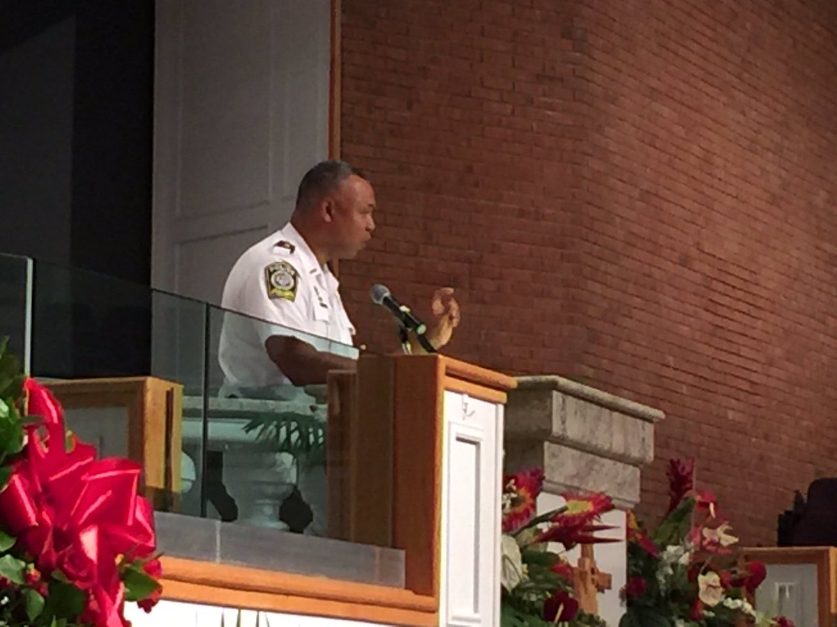 APSPDChief's tweet photo. 👏🏼Rev. Sutton for opening your ⛪️ to @APSHarperArcher 👨🏼‍🎓👩🏽‍🎓s.  (20❓❓➖20❓❓) You control the ➖! @apsupdate @safesecurestro1 https://t.co/IoHUnwbwvt