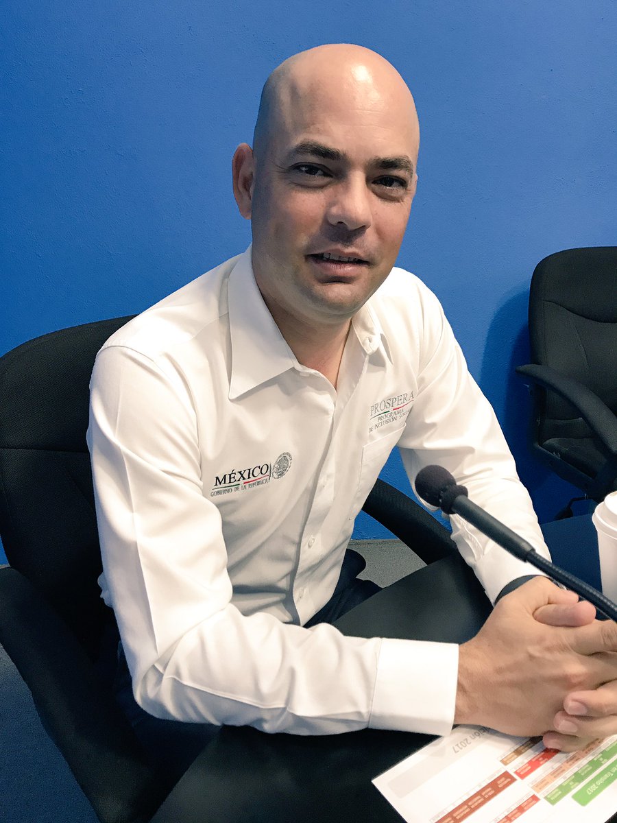 JoelTrujillomx's tweet photo. Platicamos esta mañana con @danielalmada78 Delegado de #ProsperaBCS en #TiempoDeNoticias 99.1 FM 1050 AM #LaRadioDeSudcalifornia https://t.co/P4TsPHR5KM