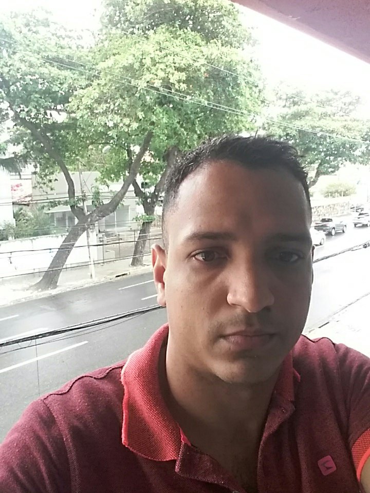 Climinha Bom pra ficar em Casa Deitadinho e enroladinho naquele Edredon😪😪😪
RT galerinha por favor!
#BetaQuerLab #BetaSegueBeta <a href="/AntunesKuka/">Kuka☆BetaLab☆</a>