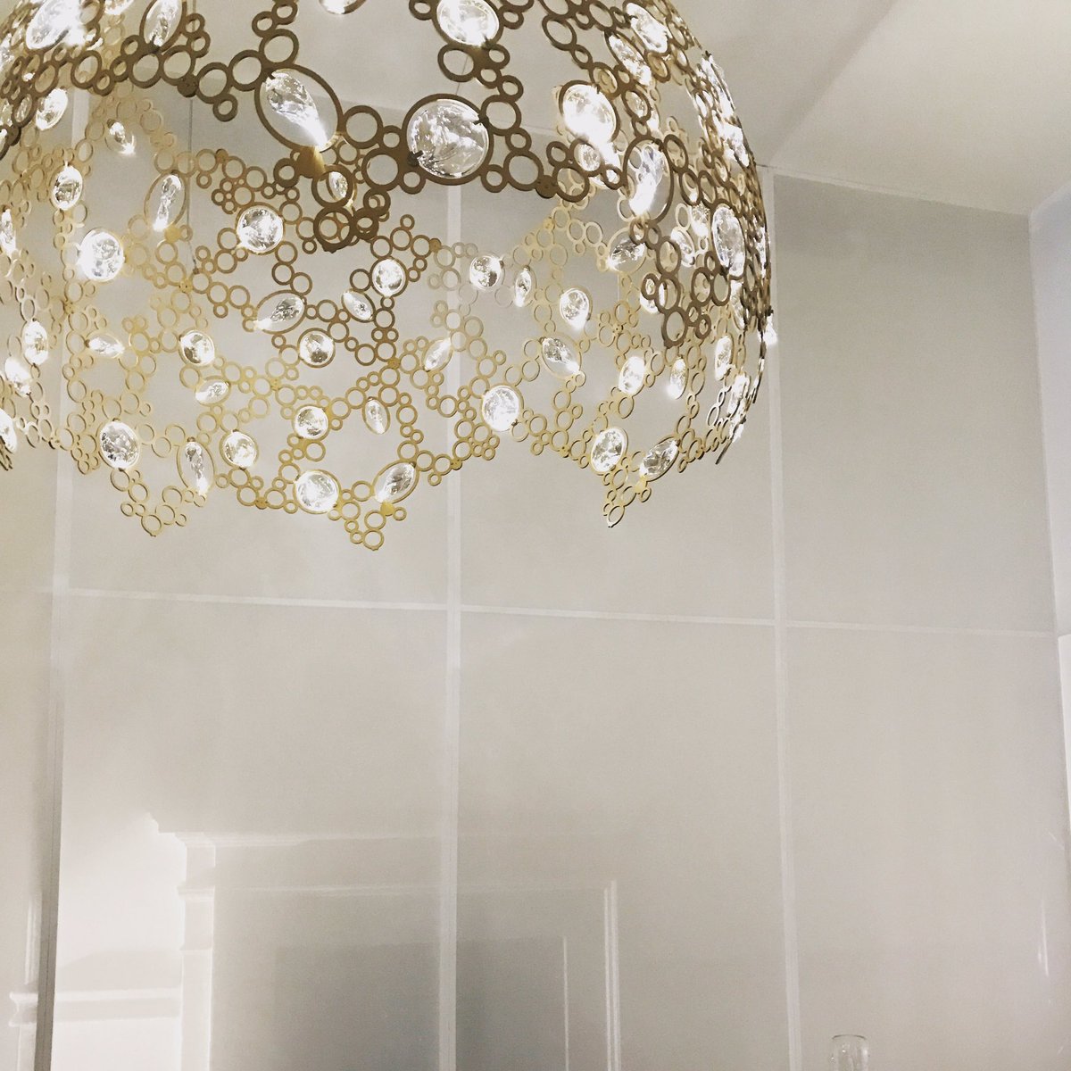 gunpowdertweets's tweet photo. Next up is this stunning @tordboontje x @swarovski lighting #2 #LDF17 #designfrontiers https://t.co/wiUHPrH6HF