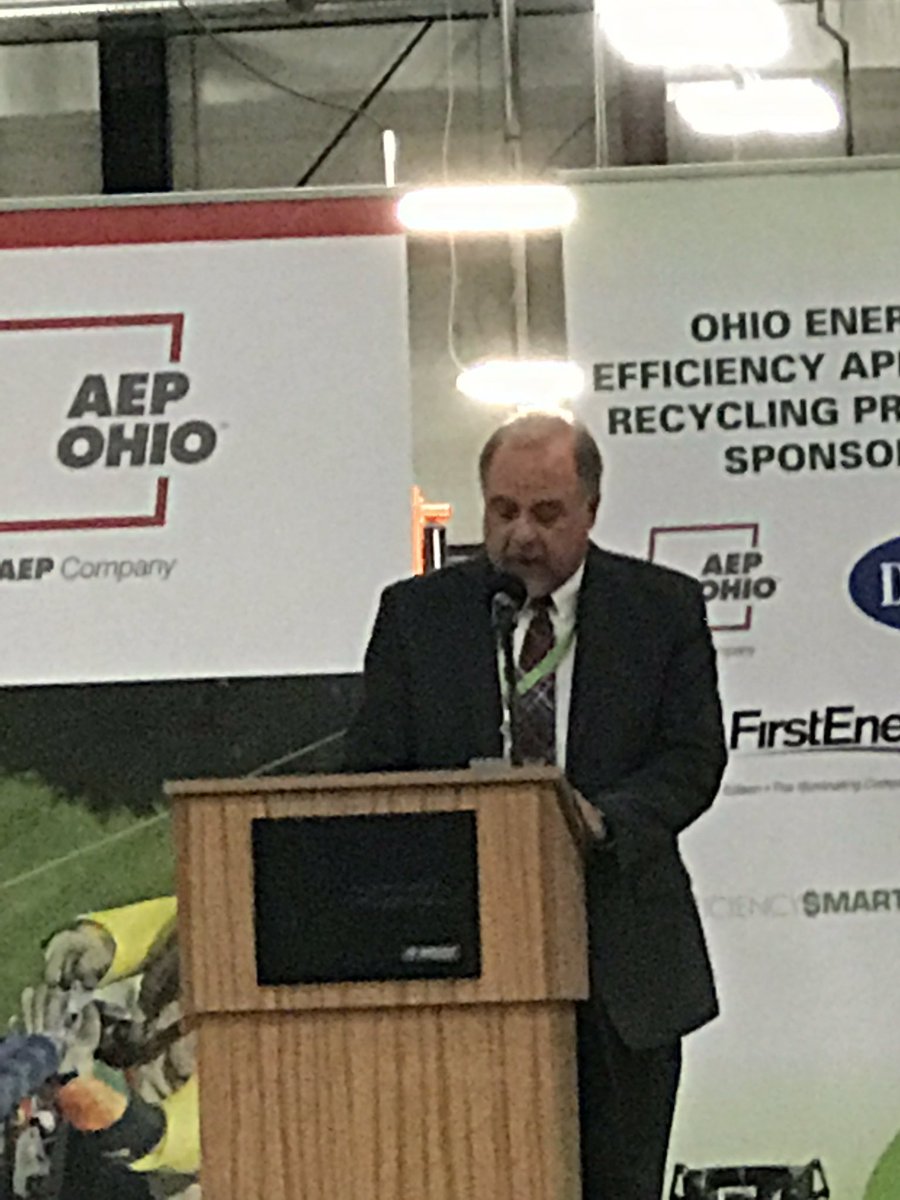 RecleimLLC's tweet image. Recleim Ohio ribbon cutting!