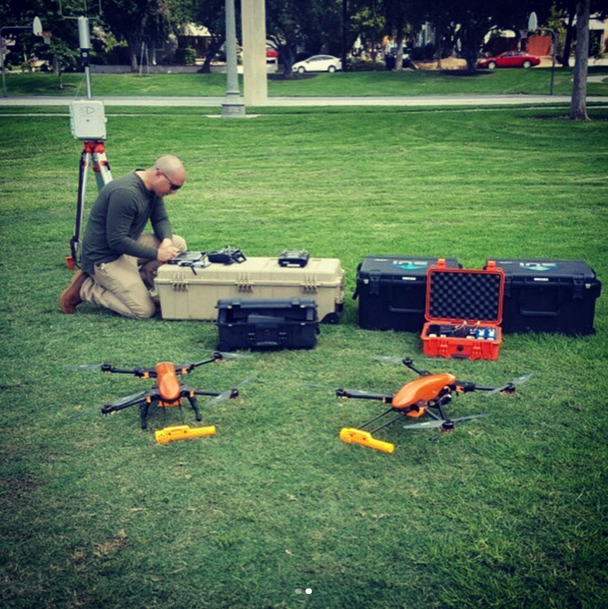 PelicanProducts's tweet image. #PelicanPRO via @seekops 

Rose Bowl Pasadena Combined #SystemsTest - Dual #Drones and Controller protected by #PelicanCases.
