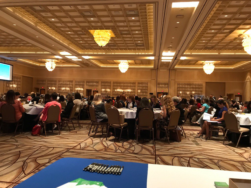 HighlandAdvSol's tweet image. Packed house 600+ strong at #ADRPConf Super excited to be here