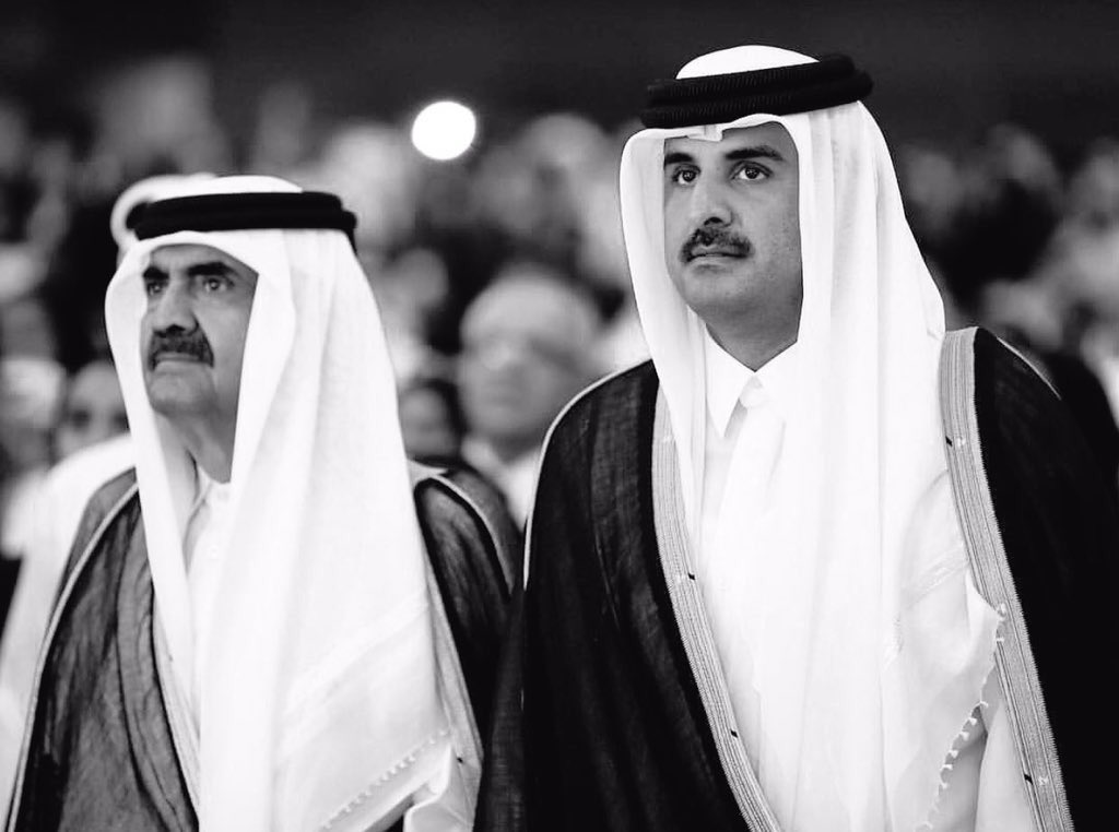 الولاء للدار والقايد تميم
والوفاء للارض والوالد حمد❤️ 

#يبه_حمد_اشتقنالك