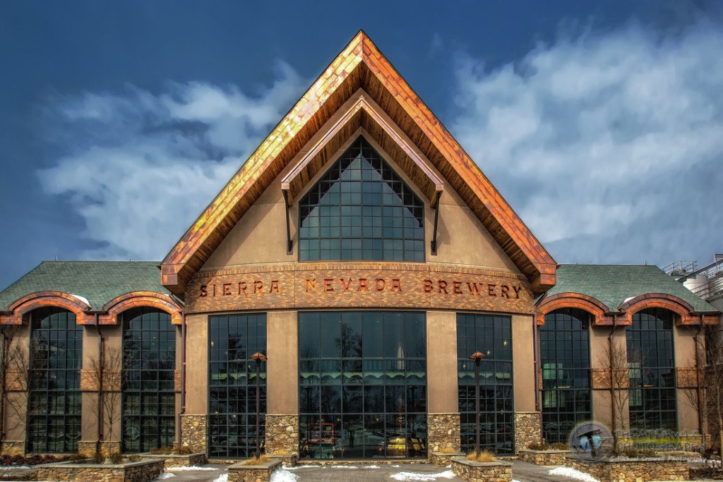 cplexingtonsc's tweet image. $4 Sierra Nevada Pints all day Tuesday. Just because I like you.