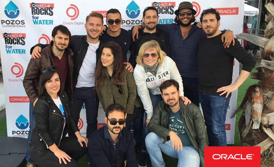 oracle_es's tweet image. Nuestra banda @OracleROCKS tocará en #Málaga a favor de la causa de @pozosinfrontera. ¡Rock&amp;amp;Roll y agua para todos! bit.ly/2yc3pRP