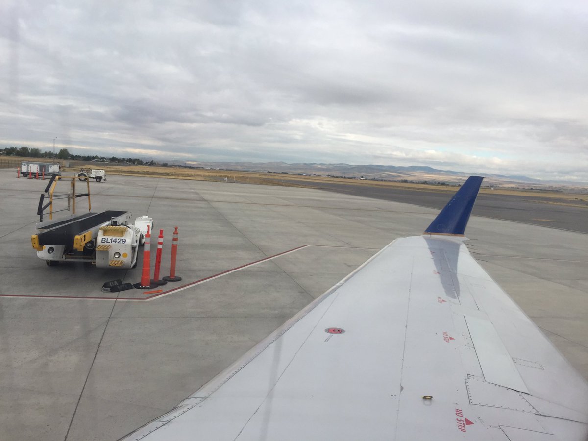 youderian's tweet photo. On the plane for 7 @ecommercefuel meetups in 7 days. Denver->Austin->Charlotte->Philly->NYC->Detroit->Toronto. See you soon! #ecfweek https://t.co/MTgJDc6CcQ