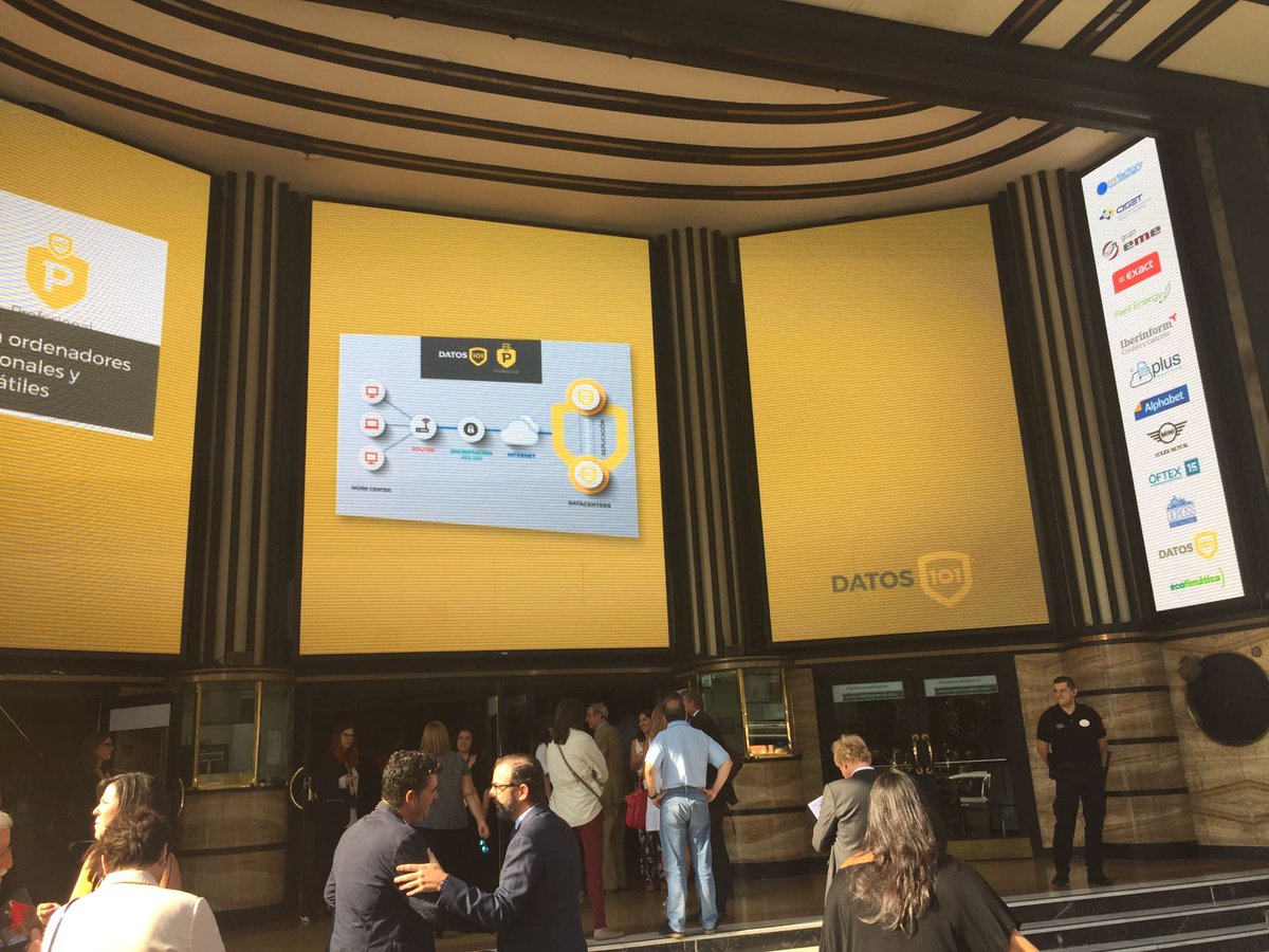 datos_101's tweet photo. Imágenes de nuestra presencia en el evento organizado por @ceempresarial el pasado fin de semana #CEVOLUCION https://t.co/ZS0ZodT7GH