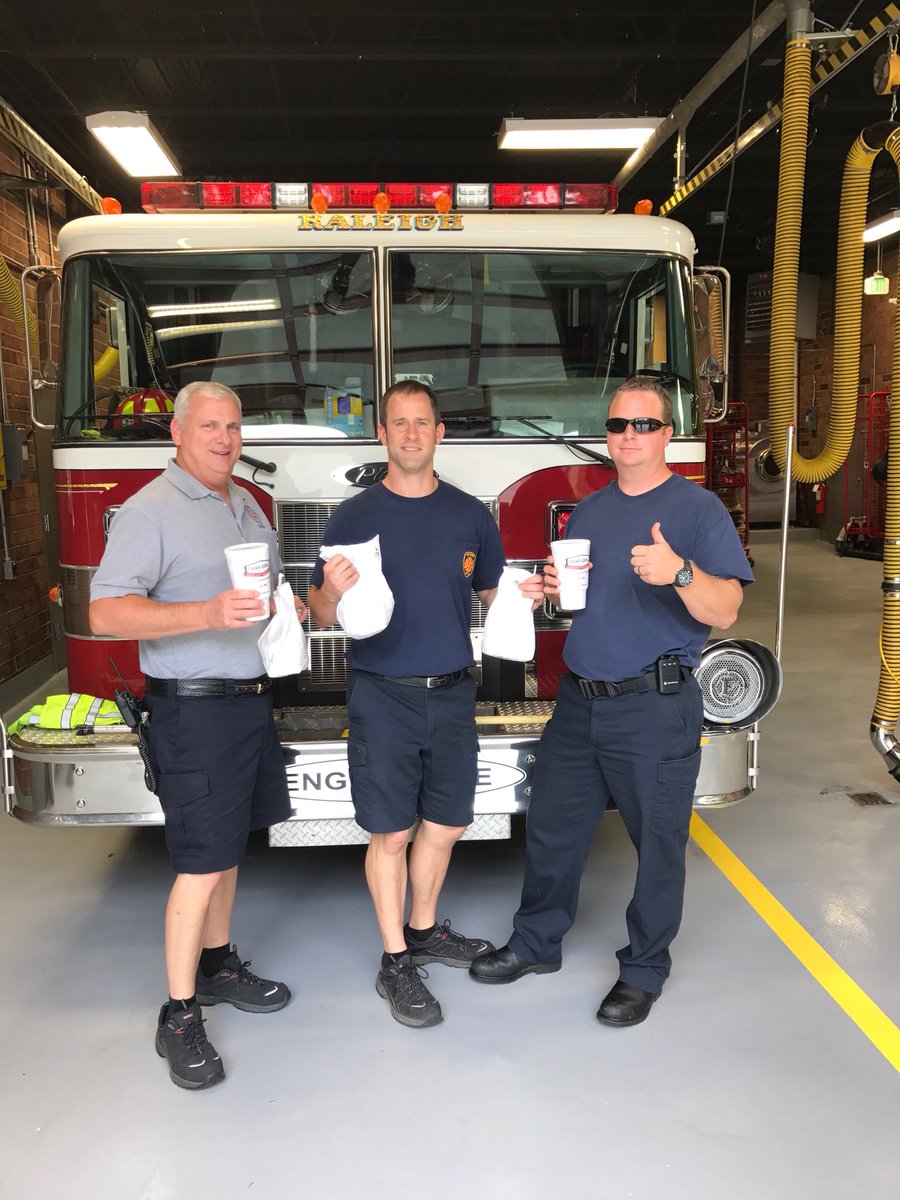 Thank you to all the first responder for all you do! #AT&amp;Tcares <a href="/DeeAli83/">RealtorDeeAli</a> @XFactor_Raleigh <a href="/jd4180/">John Denning</a> @MidAtlantic1860 <a href="/404girl/">Betsy Francis</a>