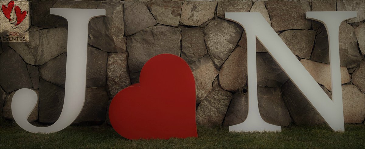 abceventoschile's tweet photo. Letras gigantes para los mejores recuerdos d #Matrimonio #Novias #CasateConmigo #contravientoymarea #muchogusto #Bienvenidos13 #lamananachv https://t.co/gZ49Jlk8mi