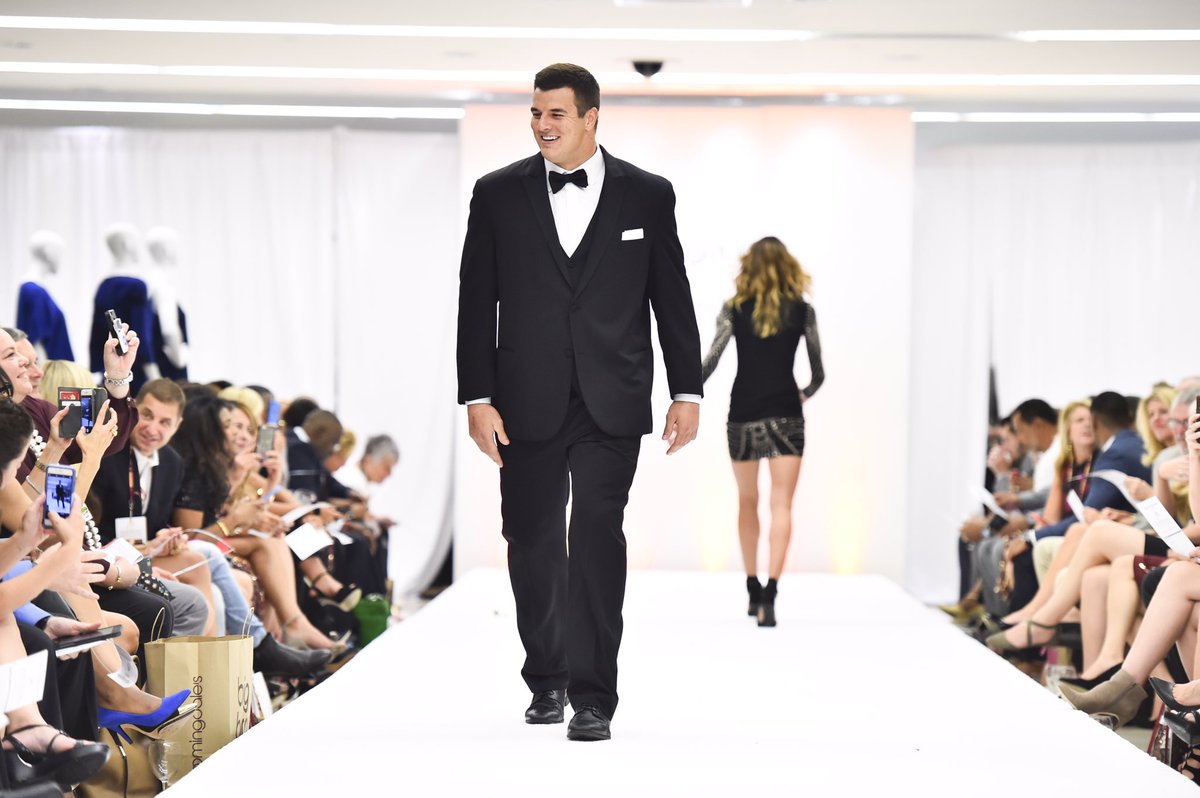 commandersCR's tweet photo. Don't miss out on the 3rd Annual @Redskins Runway Show on 10/13! Tickets available here: https://t.co/pAfi8J7ahn https://t.co/ftynwihn1e
